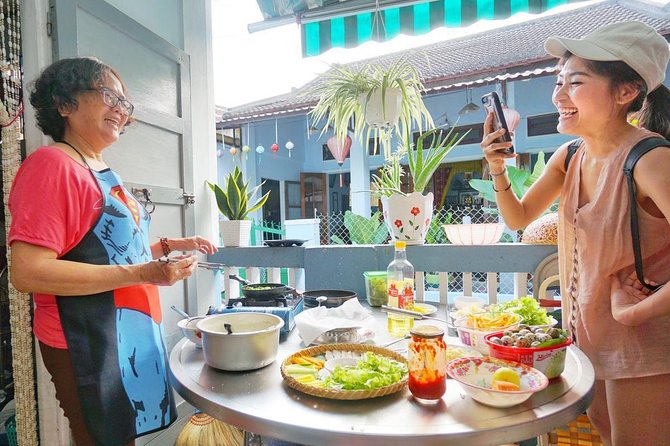 Evening Walking Food Tour, folk game and lantern boat - Restaurant recommendations you’ll actually use later