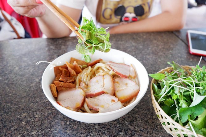 Evening Walking Food Tour, folk game and lantern boat - Dietary needs, allergies, and how to get it right