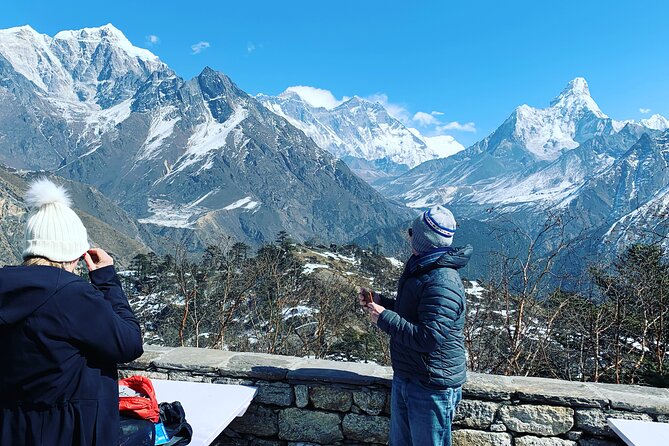 Everest Base Camp Helicopter Tour landing at Everest View Hotel - Landing at Hotel Everest View: optional breakfast at altitude