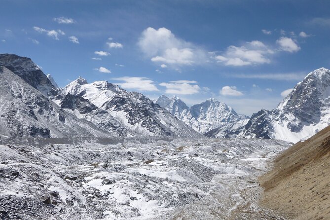 Everest Base Camp Trekking - Namche to Phorse: Ama Dablam and the Dudh Koshi crossings vibe