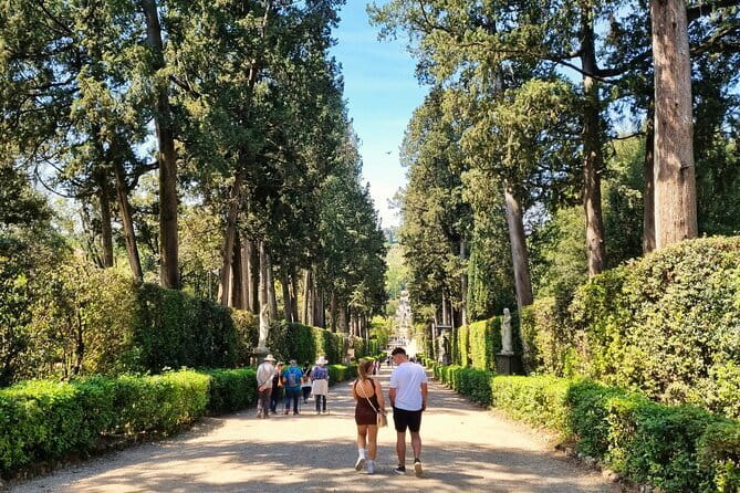 Florence Food & Wine Tour: Tuscan Tastings with Local Guide - Cookies and Vin Santo: the classic Tuscan ritual