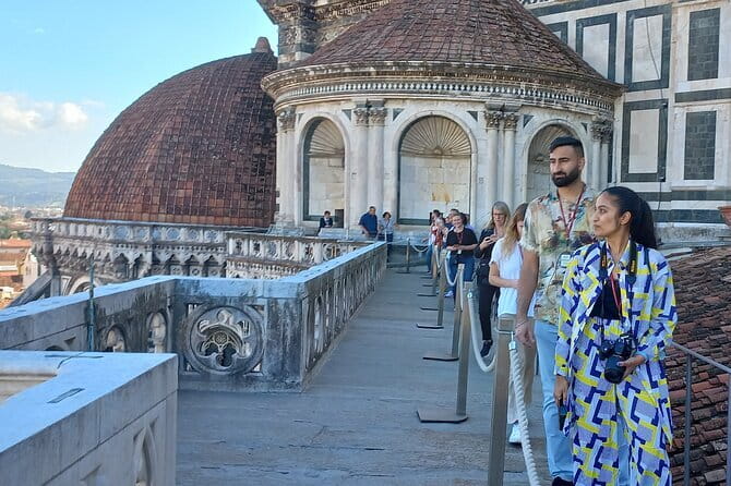Florence Skip-the-Line Duomo Tour with Guide & Brunelleschi Dome - Entering the Duomo complex fast, when everyone else is stuck