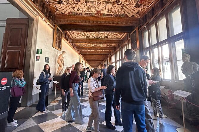 Florence Skip-the-Line Duomo Tour with Guide & Brunelleschi Dome - Pace, group size, and how your day should feel