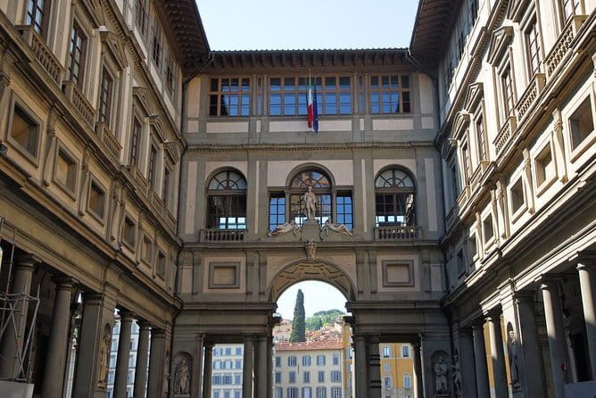 Florence Uffizi Gallery monolingual Small Group Tour - Key things to know before you go