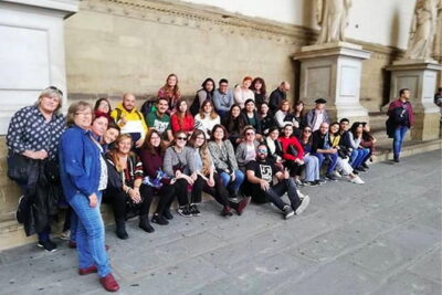 Florence Walking Tour - From Medici Chapel to San Lorenzo Market: power, trade, and daily life