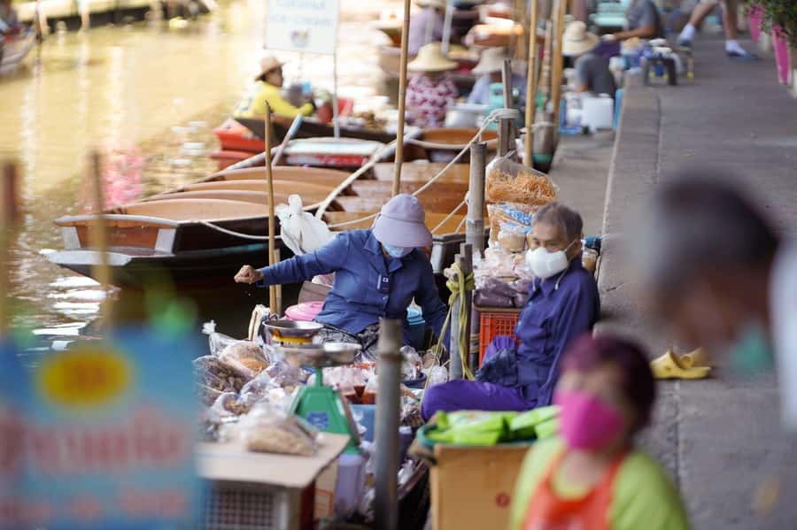 From Bangkok: Floating Market and Ayutthaya Guided Day Tour - The long-day reality: what to plan for and how to survive it