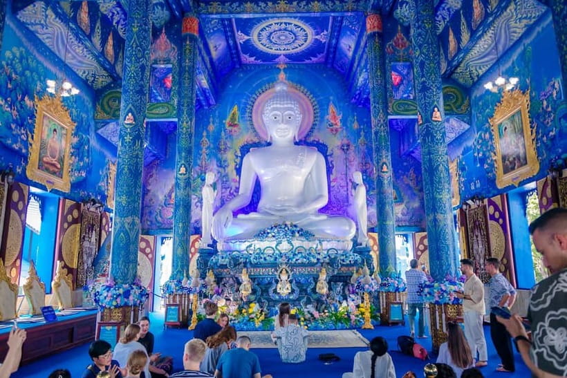 From Chiang Mai: White Temple Black House and Blue Temple - From Chiang Mai To Chiang Rai: What the Long Day Feels Like