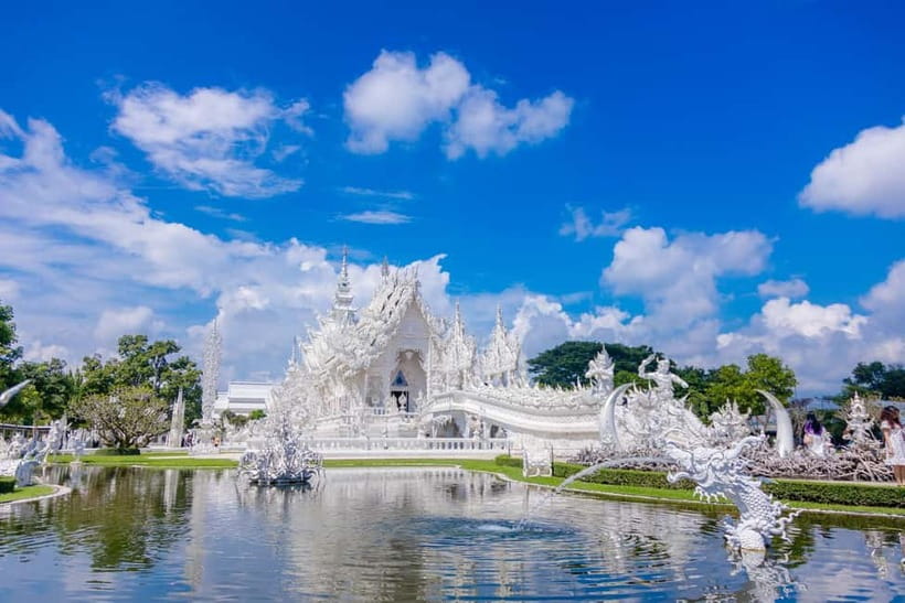 From Chiang Mai: White Temple Black House and Blue Temple - Lunch and the Small Comforts That Make This Tour Work