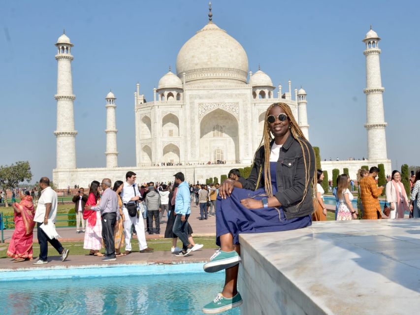 From Delhi: Taj Mahal & Agra Tour by Gatimaan Express Train - Agra Fort: red sandstone drama, without the stress