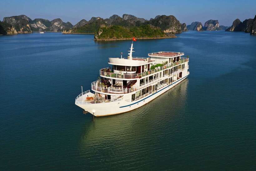 From Hanoi: 2-Day Halong Sapphire Cruise with Balcony Cabin - Day 1: Lan Ha Bay Cruising, Mid-Bay Swimming, and the Spring Roll Class