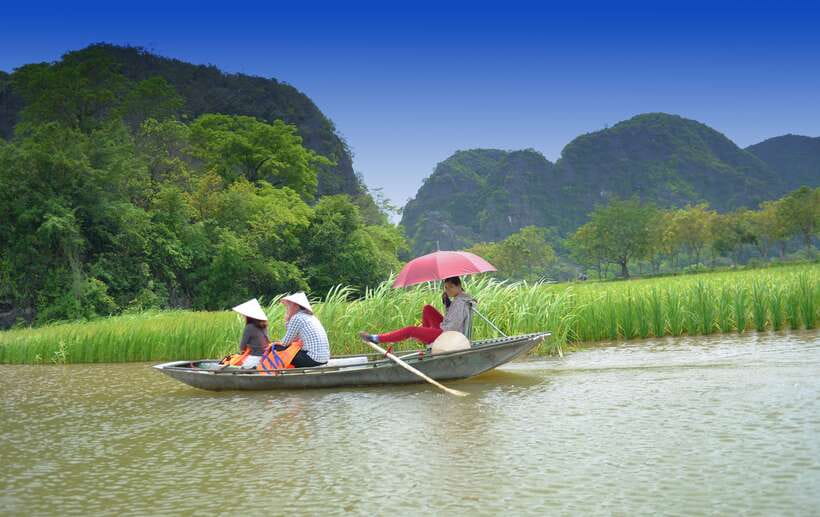 From Hanoi: Full-Day Ninh Binh Highlights Small Group Tour - The Hanoi ride: limousine comfort + a driver who keeps you calm