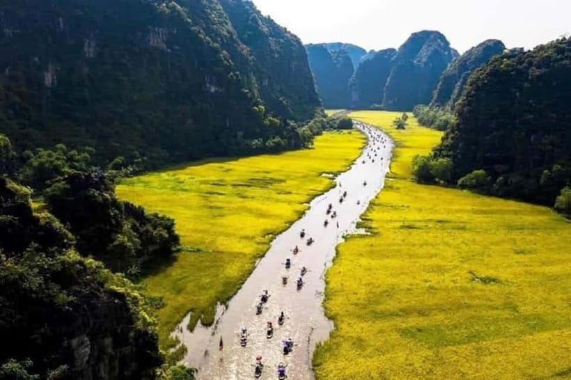 From Hanoi: Tam Coc Boat Trip and Hoa Lu & Mua Cave Tour - Price and value: is $43 fair for this day?