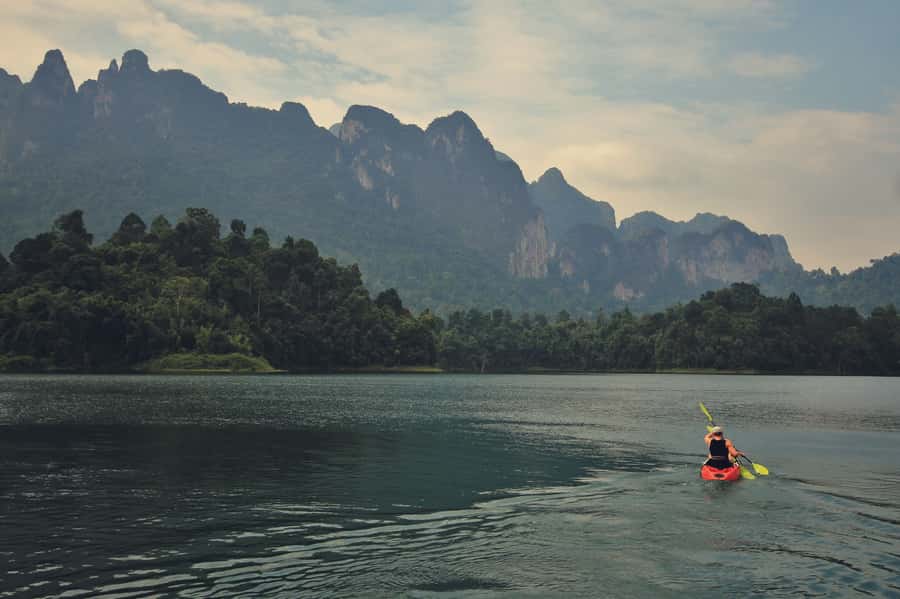 From Khao Lak/Khao Sok: Cheow Lan Lake and Emerald Pool Tour - Price and value: is $129 worth a full day of park, boat, cave, lunch?