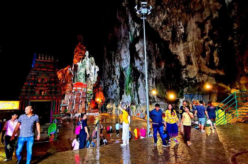 From Kuala Lumpur: Batu Caves Cultural Temple Tour - How Batu Caves makes a half-day tour feel like a full story