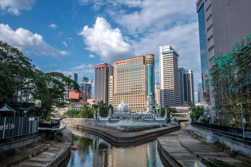 From Kuala Lumpur: City Tour with 21 Attractions - A 9-hour Kuala Lumpur highlights loop that actually fits