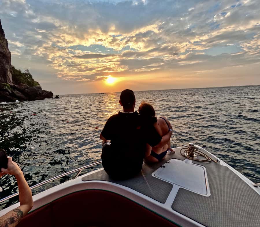 From Phi Phi Island: Maya Bay Sunset & Plankton by Speedboat - The sunset start from the McDonalds pier