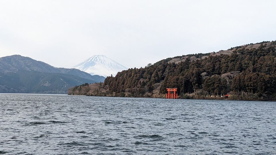 From Tokyo: Mt. Fuji & Hakone Tour w/ Return by Bullet Train - Hakone Ropeway at Owakudani: where volcanic scenery does the talking