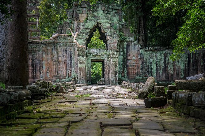 Full-Day Guided Sunset Tour of Angkor Wat - Angkor Wat in the Morning: Why Going Early Helps