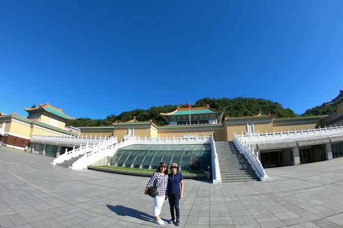 Full-Day Private Custom Taipei City Tour - Dihua Street: the old-commerce spine of Taipei