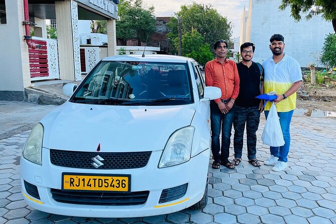Full-Day Private Udaipur Sightseeing Tour with optional Guide - Jagdish Temple: a short stop that hits the cultural center