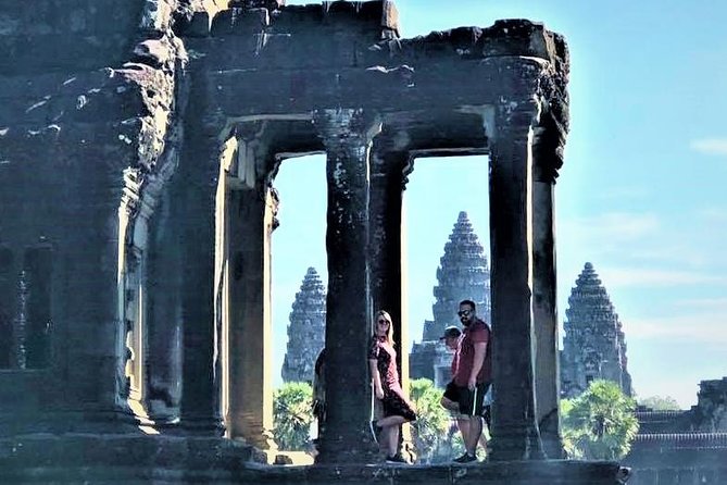 Full-Day Temples of Angkor Small Group Tour - What you’re really buying: guided context plus small comforts