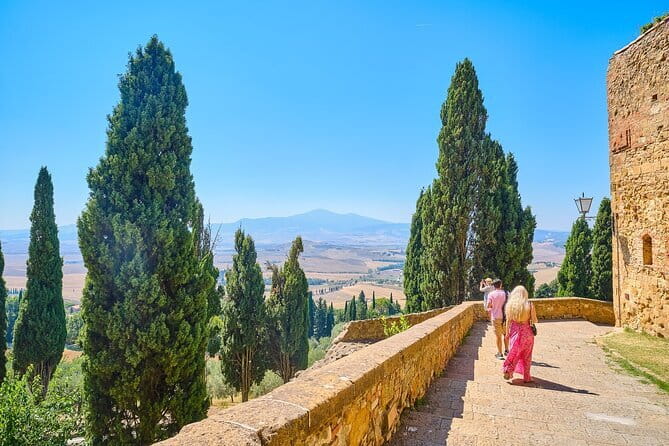 Full Day Tour to Val d'Orcia and Gladiator's Fields with Wines - Key Points Worth Knowing Before You Go