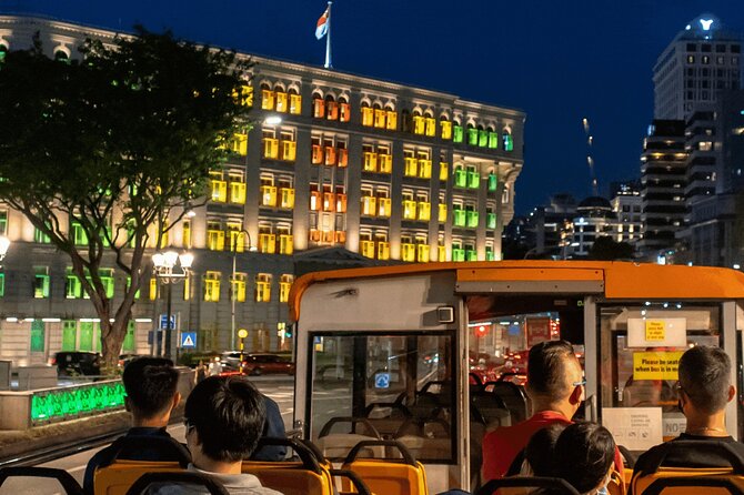 Fun Vee Night Out Guide Tour with River boat - The 2.5-hour rhythm: how this night out actually flows