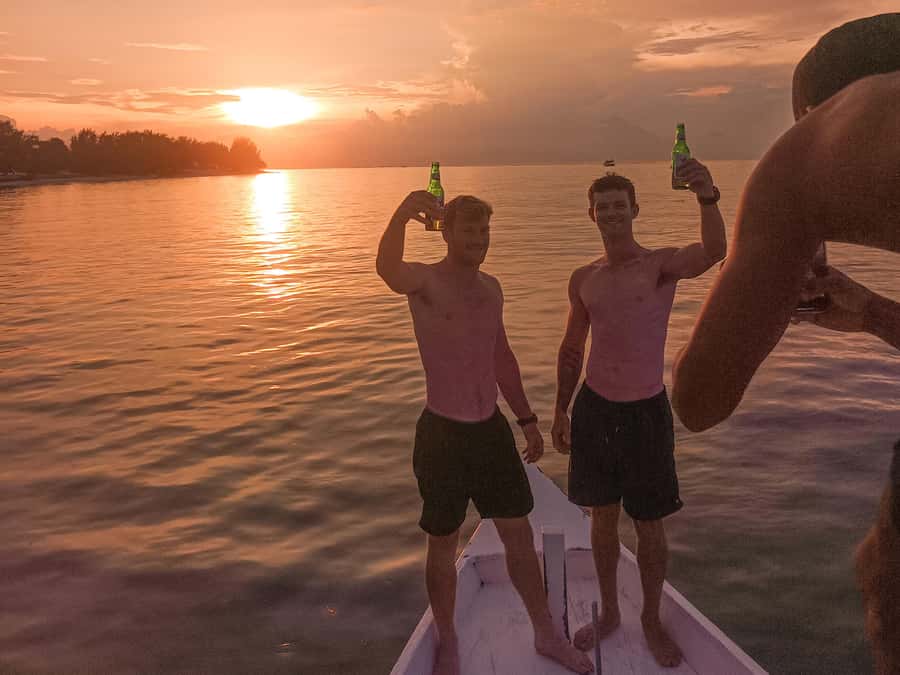 Gili Trawangan: Gili Islands Sunset Boat Tour and Snorkeling - Sunsets from West Sunset Point: ending the trip on light