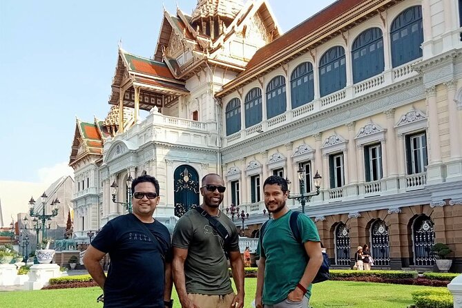 Grand Palace & Temples of Bangkok with experienced guide - Dress code at the Grand Palace: the rules you must follow