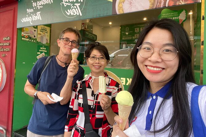 (Group/Individual) HANOI STREET FOOD TOUR - Price and value: $5.13 is the guide, not the whole meal