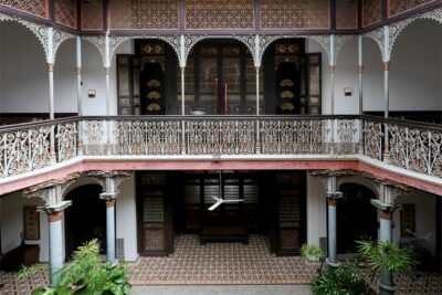 Guided Tour of Cheong Fatt Tze's Blue Mansion in George Town - Courtyards, rooms, and that Chinese-Western architectural mix