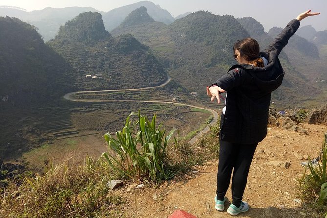 Ha Giang loop 3 or 4 Days, Small Group Tour (within easy riders) - Day 2: Ma Pi Leng Pass for a Proper Hour of Views