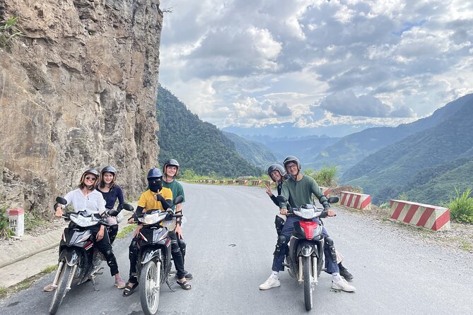 Ha Giang Tour 3-Day-2-Night, English Speaking Guide, Small Group - Day 3: the 181 Road return and Lung Tám weaving village