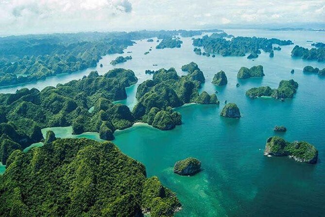 Ha Long Bay Cruise Day Tour - Cave, Kayaking, Swimming & Lunch - Sung Sot Cave: how to enjoy the main grotto stop
