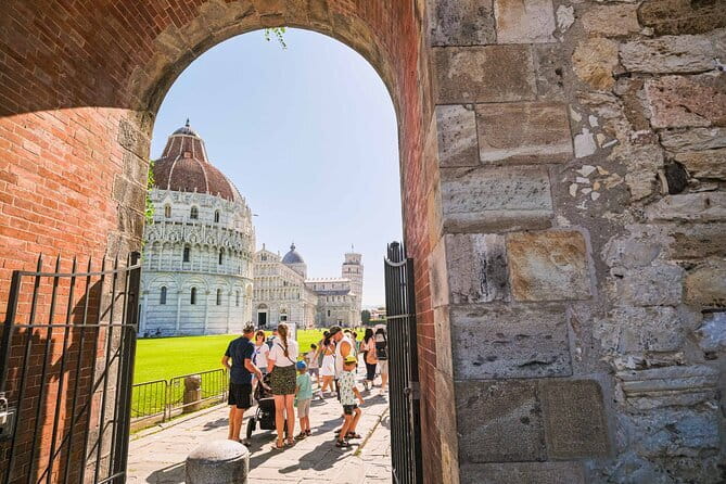 Half-Day Excursion to Pisa and the Leaning Tower from Florence - Piazza dei Miracoli: Why the Guided Walk Is the Real Value