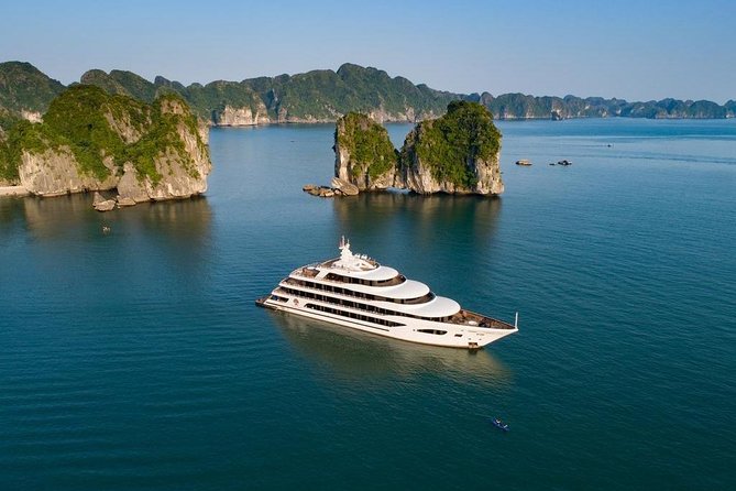 Halong Bay 2 Days 1 Night Cruise - Why overnight time in Halong Bay changes everything