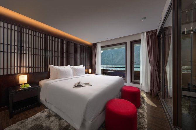 Halong Bay 2 Days 1 Night Cruise - Kayaking or bamboo boat: the part that feels most real
