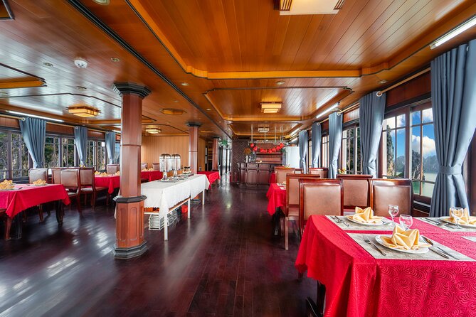 Halong Bay 2 Days 1 Night Traditional Boat - Day 2: Hang Luon Cave and the Lagoon Rhythm