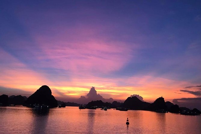 Halong Bay Full Day with Kayaking, Hiking viewpoint, Cave - Deluxe To Luxury - Titop Island viewpoint: 420 steps, then swimming beach time