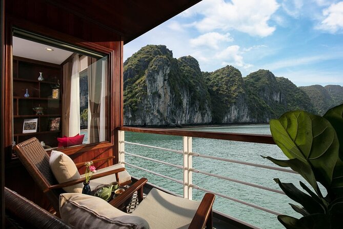 Halong Pandora 5 Star Cruise 2D1N-All Inclusive, cave, transfer - Day 1 on the water: cooking demo, happy hour, and dinner flow