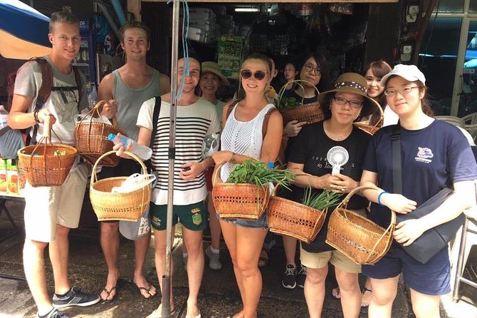 Hands on Thai Cooking Class and Market Tour - Learning Thai flavor basics with curry paste from scratch