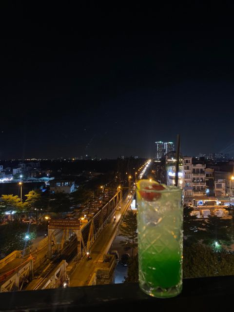 Hanoi: 7 Tastings Street Food Tour with Train Street - How guides handle preferences, allergies, and vegetarian needs