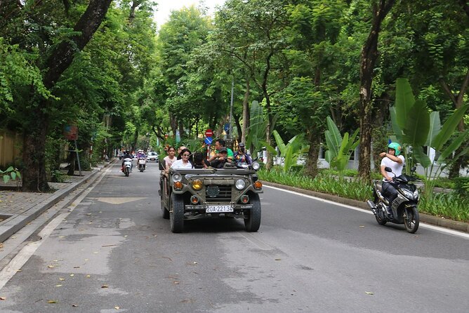 Hanoi City Tour Highlight, Train Street Combine visit Countryside - Train Street (Duong Tau): Photos, Coffee, and the Friendly Chaos of the Rails