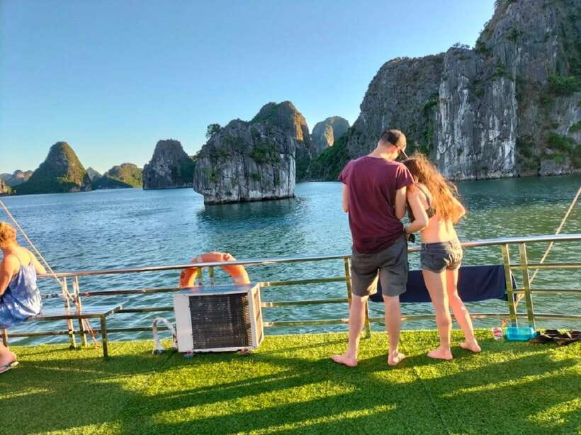 Hanoi: Full-Day Halong Bay Cruise with Swimming & Kayak Tour - From Hanoi to Tuan Chau: the morning ride and pearl stop