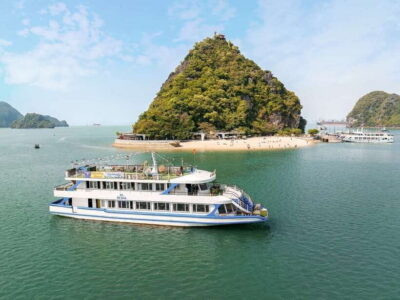 Hanoi: Full-Day Halong Bay Cruise with Swimming & Kayak Tour - Ha Long Bay Cruise Time: why the turquoise water experience feels worth it
