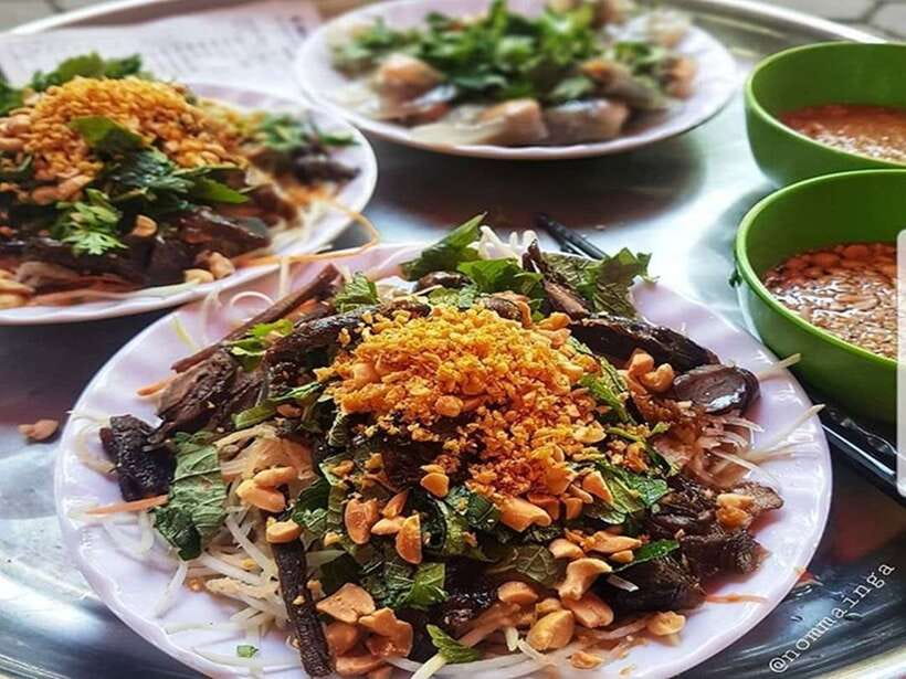 Hanoi: Guided Street Food Tour with Tastings - Pho and Bún Chả: When Hanoi Food Makes Sense Fast