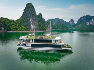 Hanoi: Ha Long Bay Day Trip - Luxury Cruise & Buffet Lunch - On the 5-Star Cruise: Jacuzzi Views and What the Boat Is Really Like