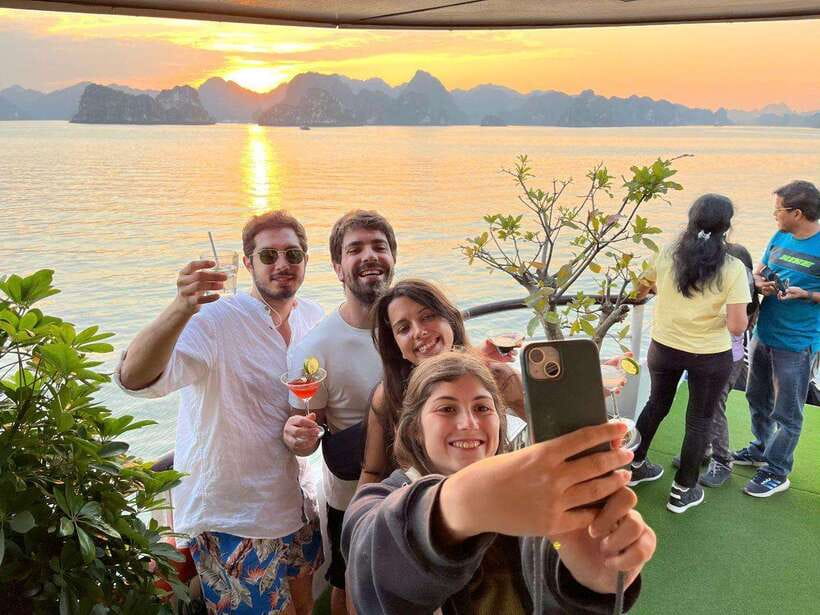 Hanoi: Ha Long Bay Day Trip - Luxury Cruise & Buffet Lunch - Sunset Party on Deck: Juice, Cakes, and the Value of Ending Soft