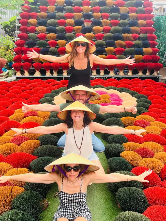 Hanoi: Incense Village, Hat, Lacquer Tour & City Highlights - Train Street add-on: the best way to fit it in without rushing