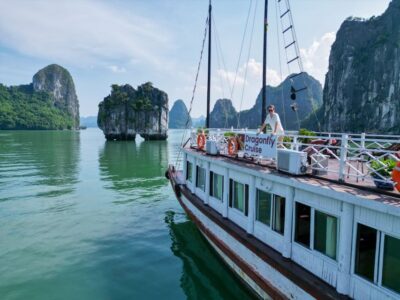 Hanoi: Islands & Caves Ha Long Cruise with Lunch & Kayaking - The Dragonfly-Style Cruise: What Life On the Boat Is Like
